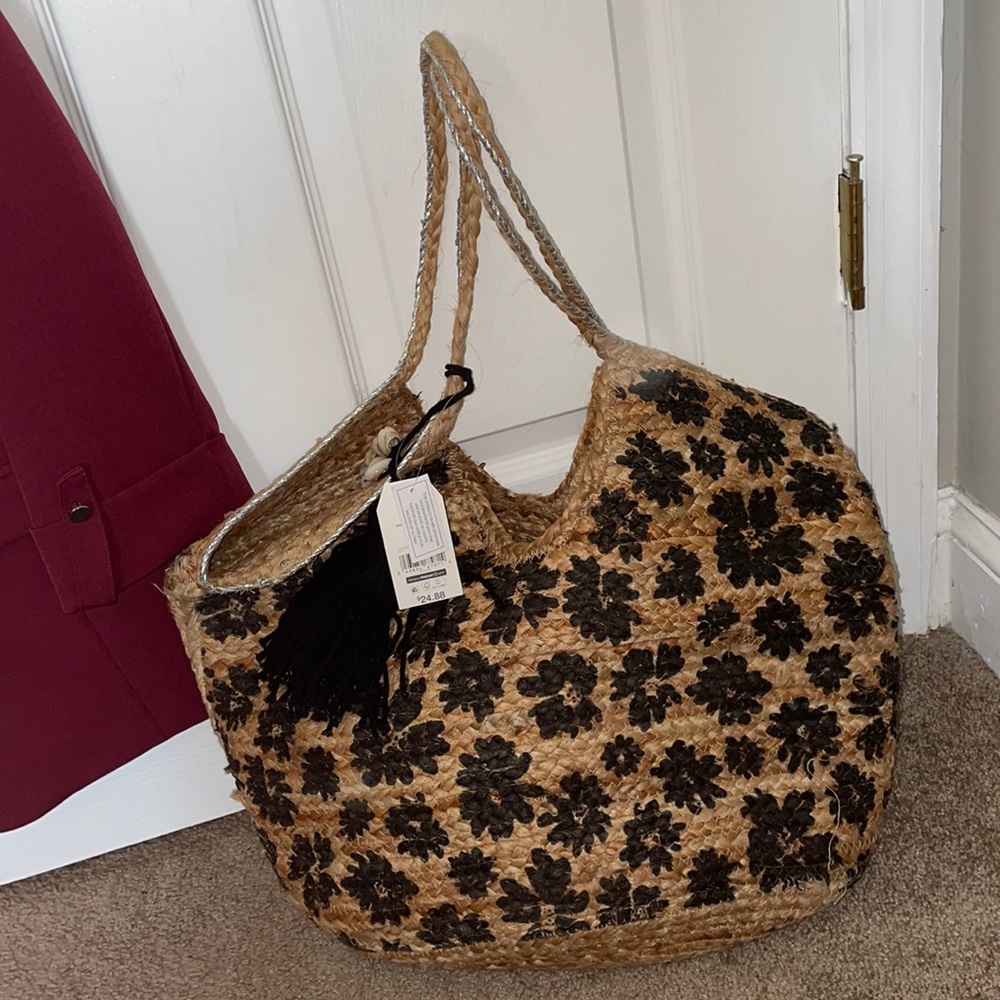 Time and Tru Jute Tote